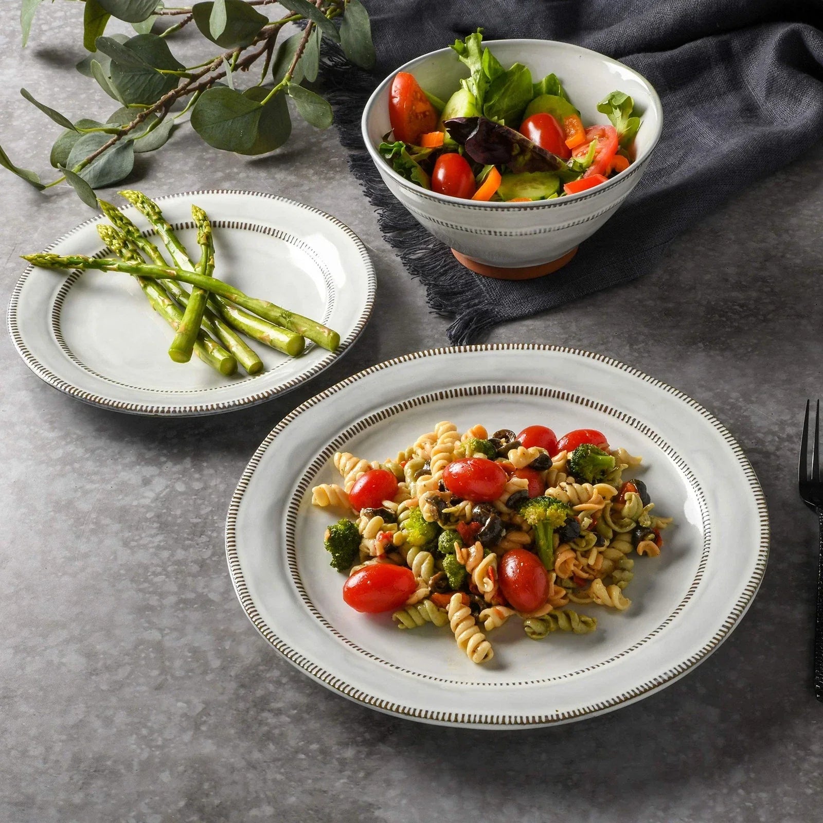 Terranea Round Reactive Glaze Terra Cotta Dinnerware Set, Service for Four (1...